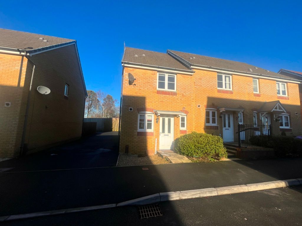 2 bed end terrace house for sale in Parc Penderi, Penllergaer, Swansea