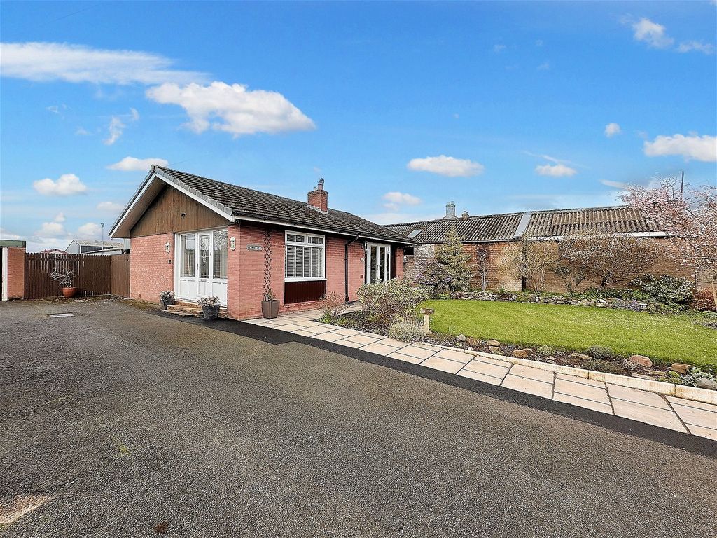 3 bed bungalow for sale in Tall Trees, Cargo, Carlisle CA6, £265,000