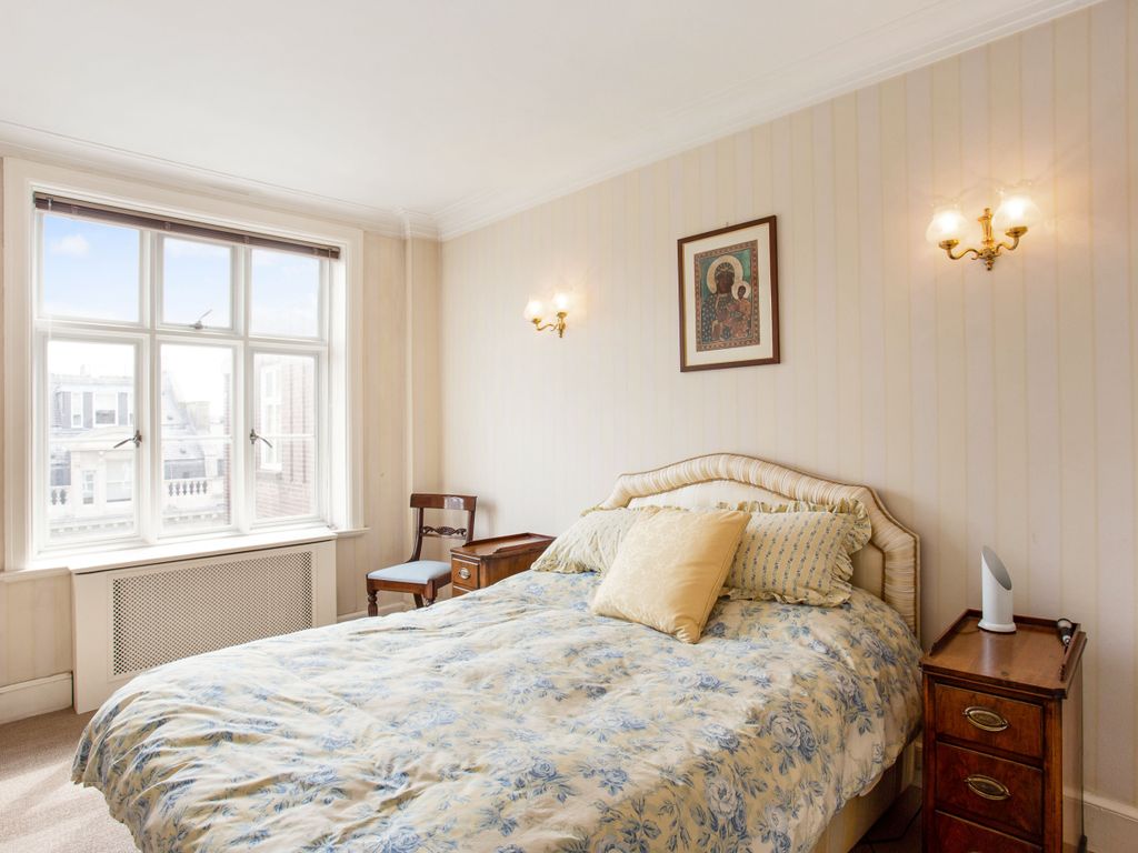 2 bed flat for sale in Chesterfield Gardens, London W1J Zoopla