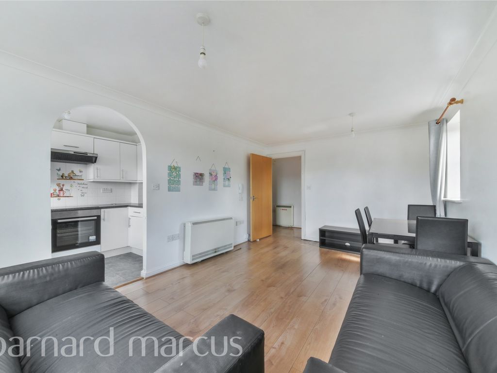 2 bed flat for sale in Joseph Hardcastle Close, London SE14, £310,000