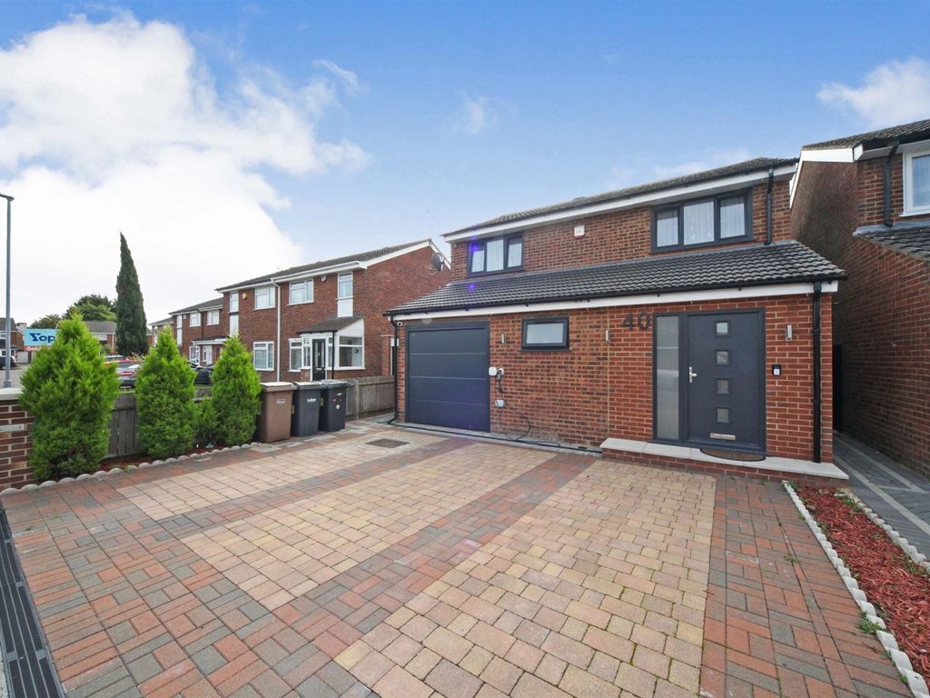 Bembridge Gardens, Luton LU3  