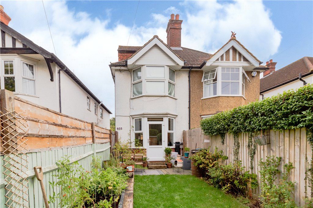 2 bed for sale in Hughenden Road, High