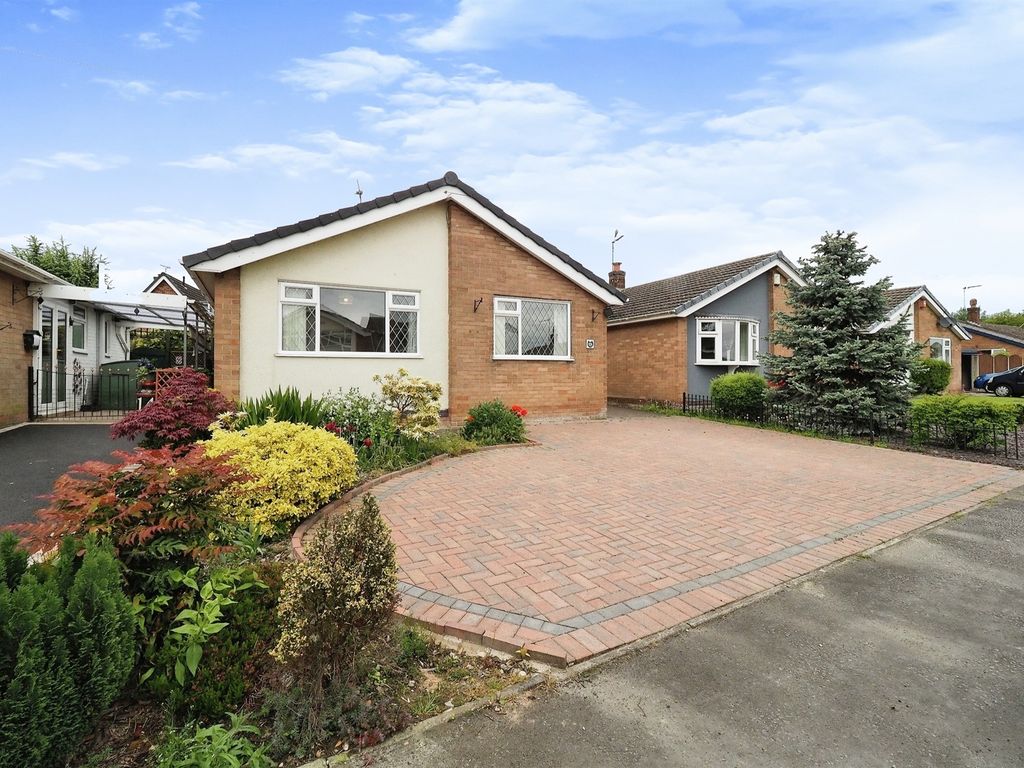 2 bed detached bungalow for sale in Thorpe Way, Belper DE56 Zoopla