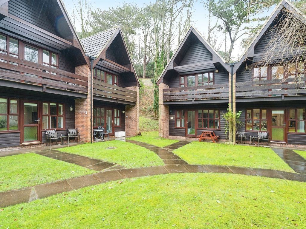 2 bed lodge for sale in Overstrand Road, Cromer NR27, £200,000 Zoopla