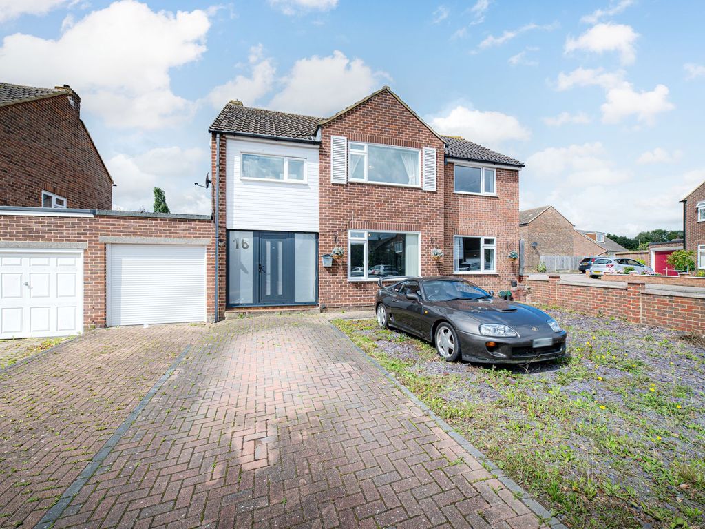 4 bed detached house for sale in Mount Pleasant, Blean CT2, £500,000