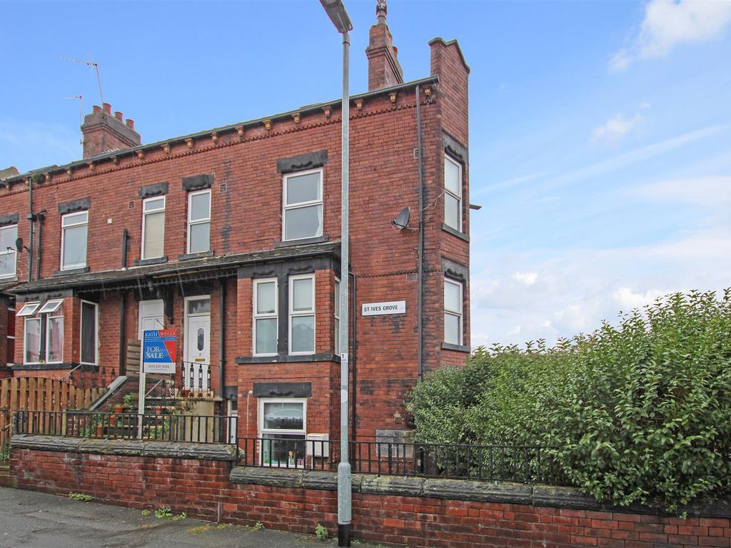 3 bed end terrace house for sale in St. Ives Grove, Armley, Leeds LS12