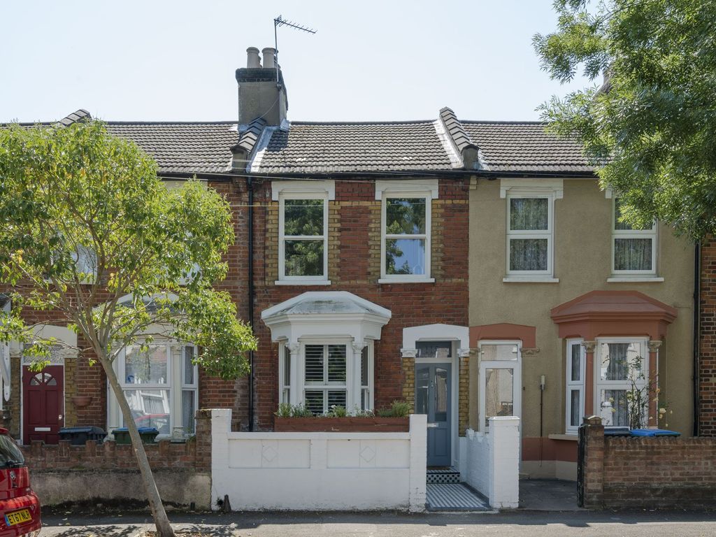 2 bed terraced house for sale in Trumpington Road, London E7 Zoopla