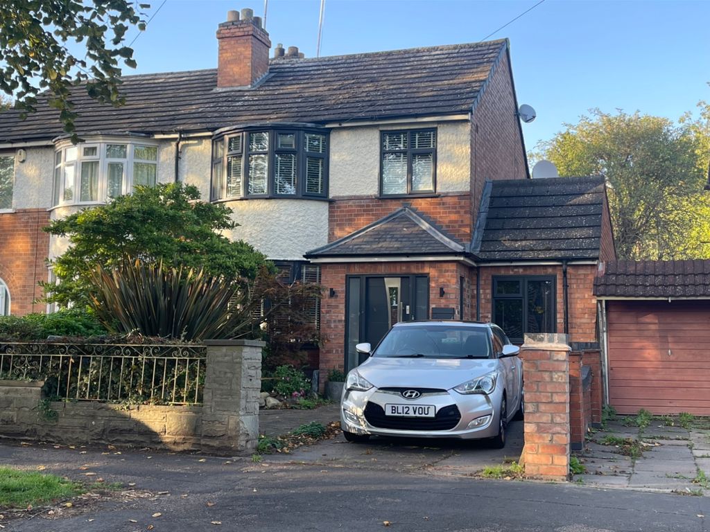 3 bed semidetached house for sale in Anstey Lane, Leicester LE4, £