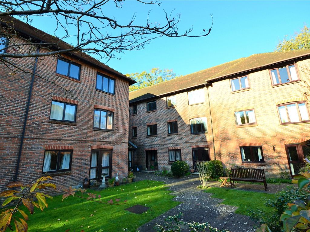 Abbey Street, Farnham, Surrey GU9  