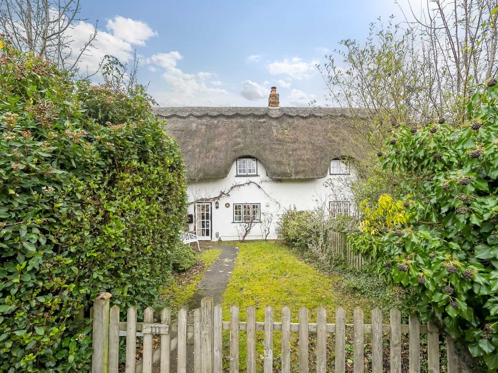 2 bed cottage for sale in Village Road, Bromham MK43, £350,000 Zoopla