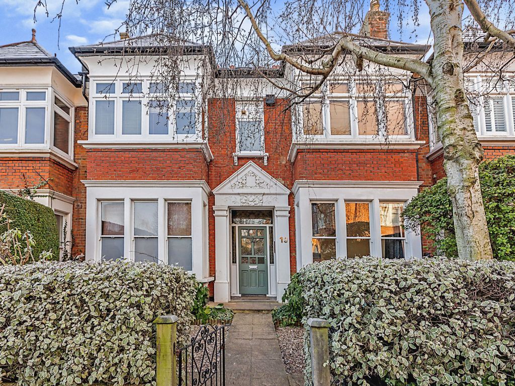 2 bed flat for sale in Coleridge Road, London N8 Zoopla