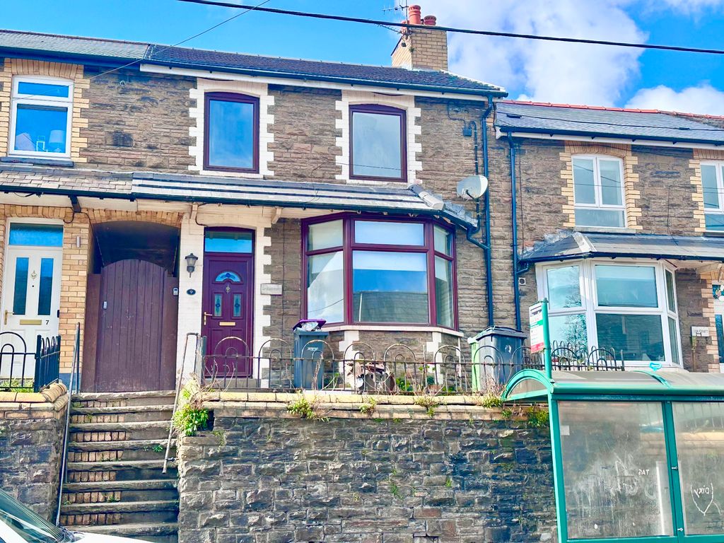 3 bed terraced house to rent in Stafford Road, Griffithstown, Pontypool