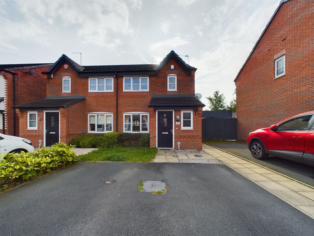 3 bed semidetached house for sale in Mulvanney Crescent, St Helens