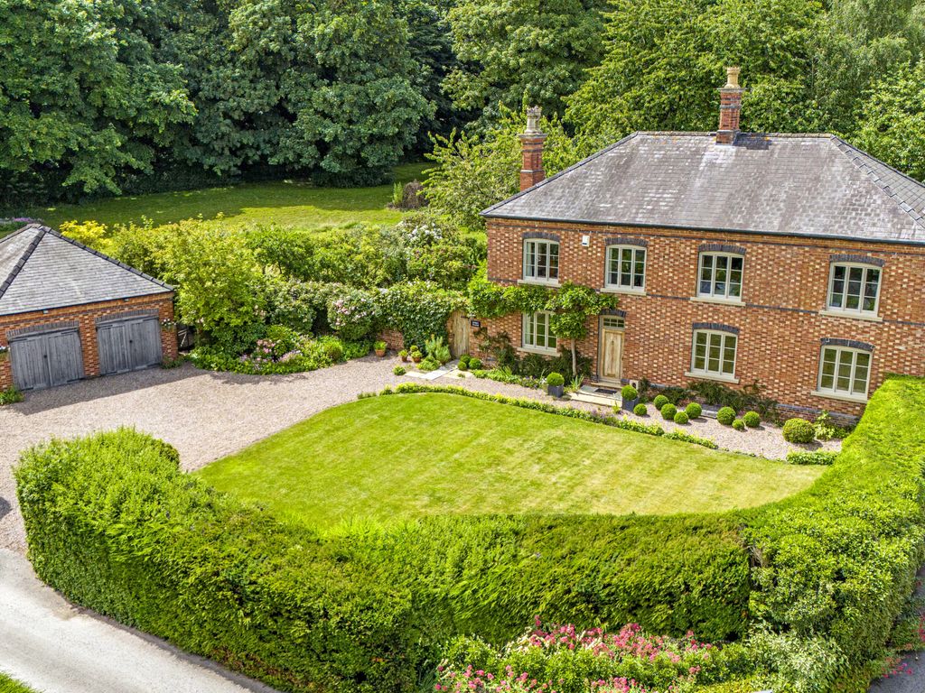 5 bed detached house for sale in Wayte Court, Ruddington NG11, £1,100,000 Zoopla