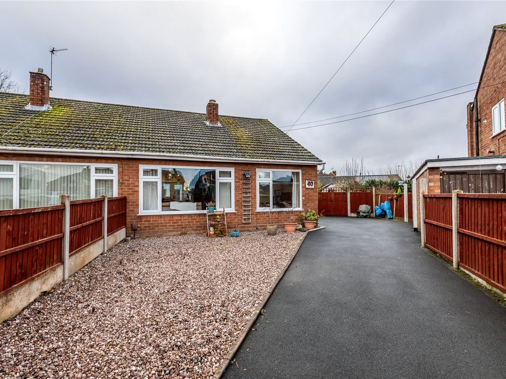 2 bed bungalow for sale in Malvern Crescent, Little Dawley, Telford