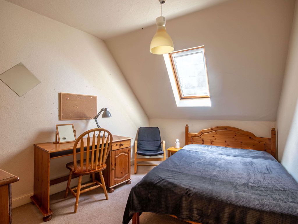 6 bed shared to rent in Parkside Terrace, Edinburgh EH16