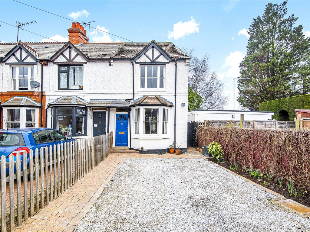 3 bed end terrace house for sale in Hallowell Road, Northwood