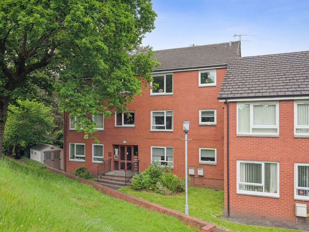 2 bed flat for sale in Angle Gate, Jordanhill, Glasgow G14, £125,000