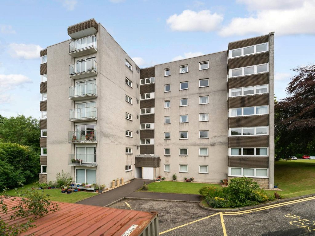 3 bed flat for sale in Norwood Park, Bearsden, Glasgow, East