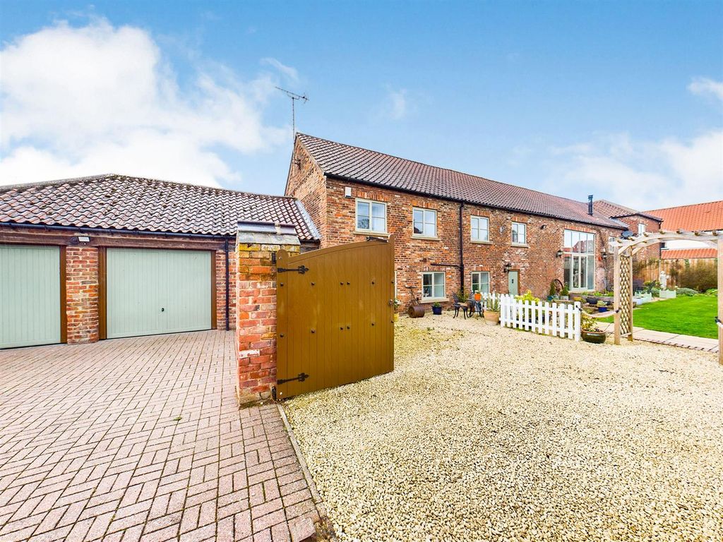 4 bed detached house for sale in Pulham Lane, Wetwang, Driffield YO25