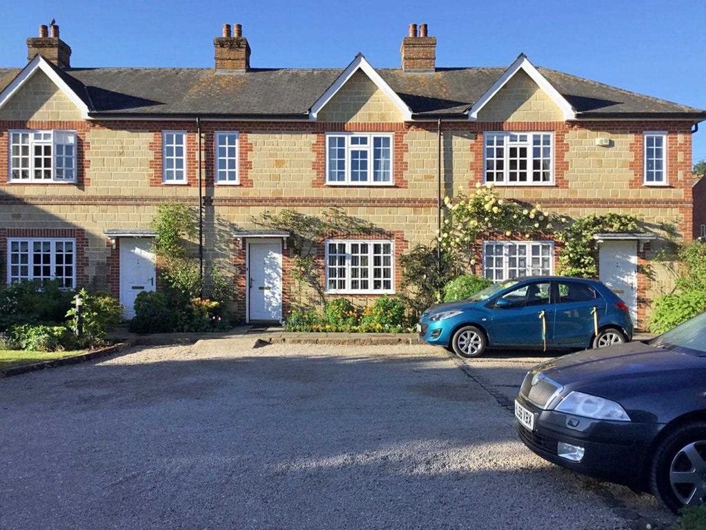 2 bed terraced house for sale in Cowdray Court, North Street, Midhurst
