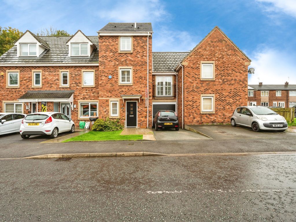 3 bed town house for sale in Catherine Way, NewtonLeWillows