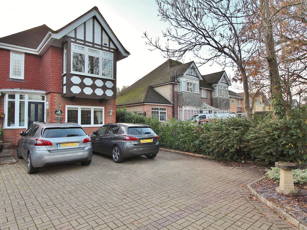 4 bed detached house for sale in Hulbert Road, Bedhampton, Havant PO9