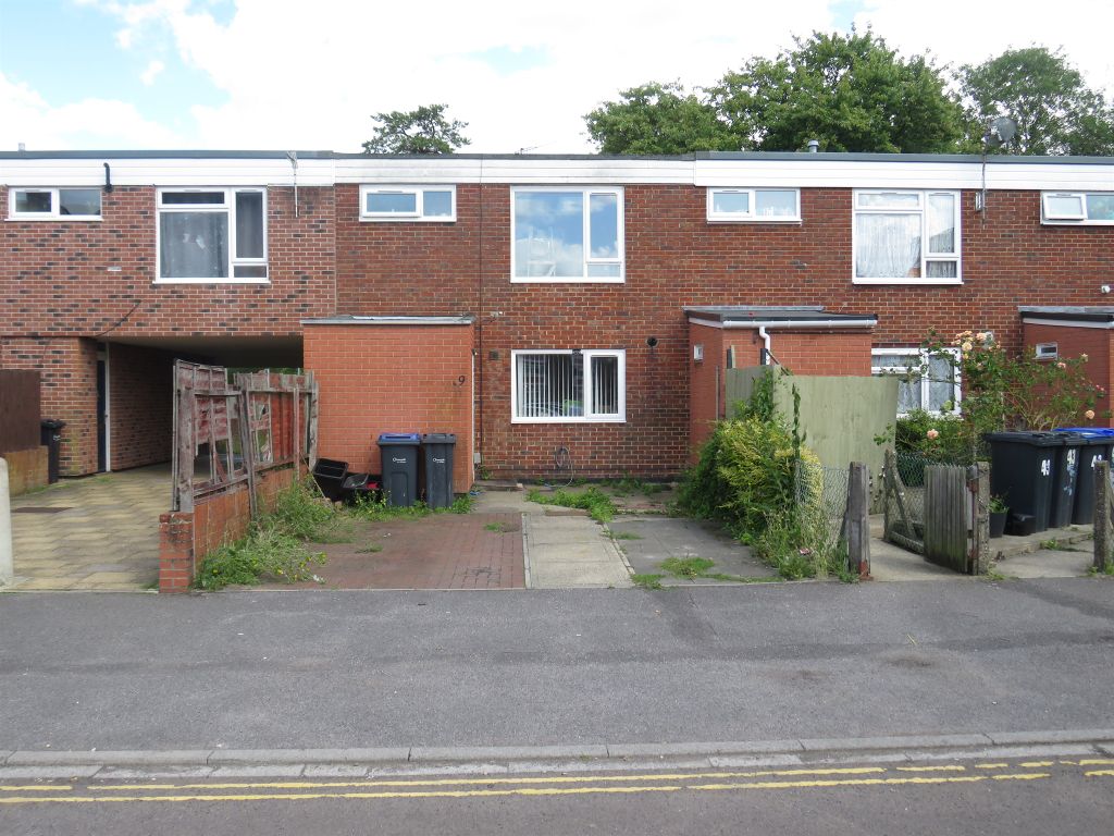 3 bed terraced house for sale in Greyfriars Close, Salisbury SP1 Zoopla