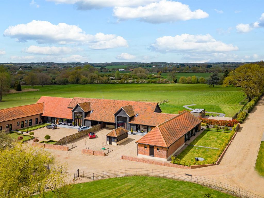 5 bed property for sale in Fyfield Road, Willingale, Ongar CM5, £