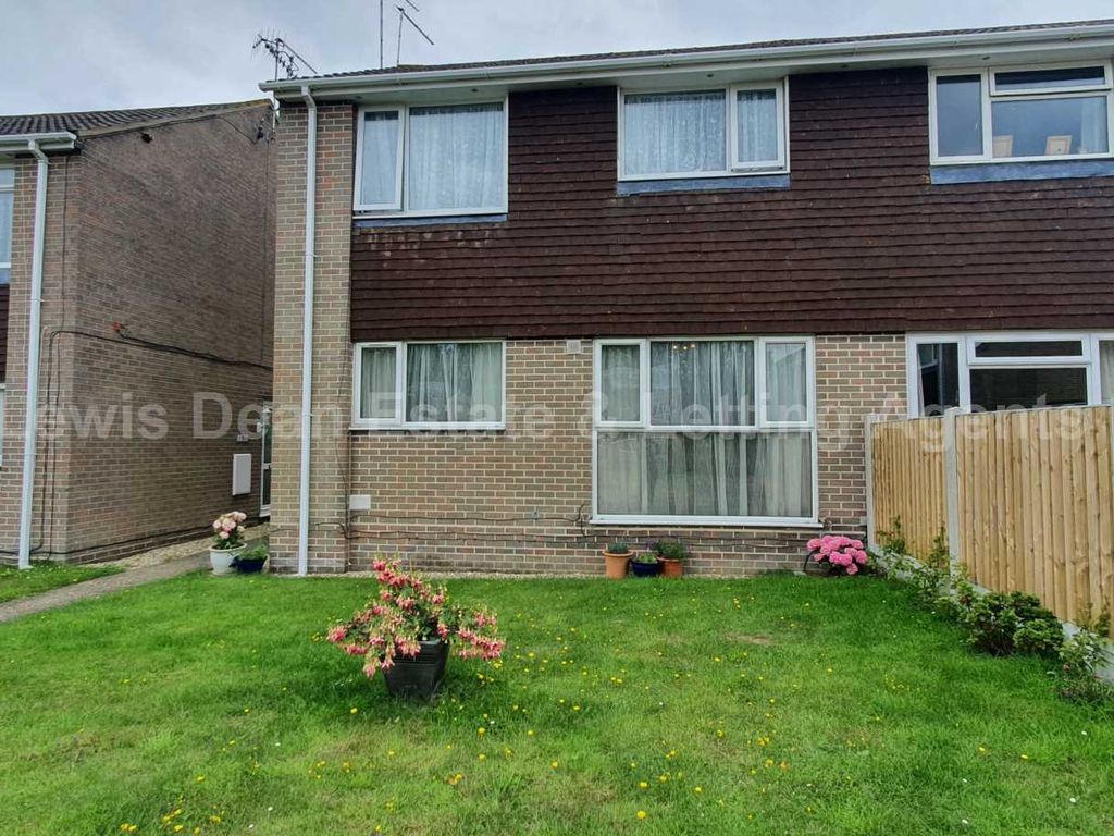 1 bed flat to rent in Freshwater Drive, Hamworthy, Poole BH15 Zoopla