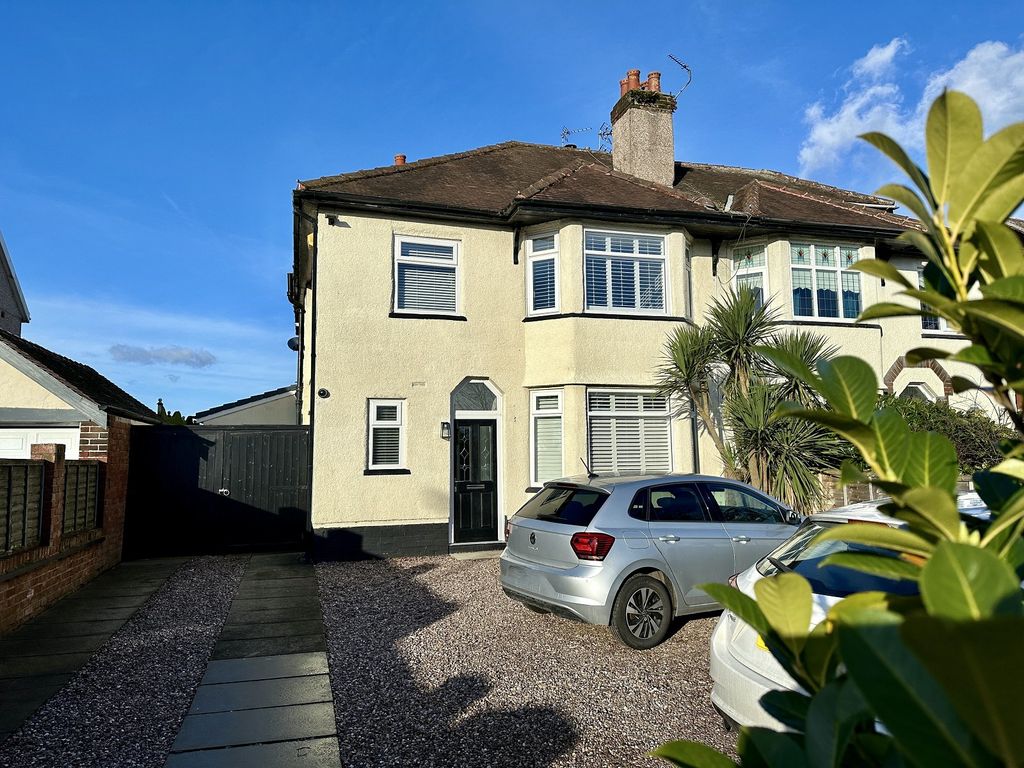 4 bed semidetached house for sale in Liverpool Road, Southport