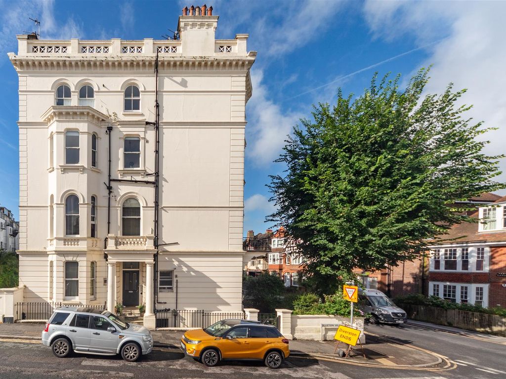 2 bed flat for sale in Denmark Terrace, Brighton BN1, £400,000 Zoopla