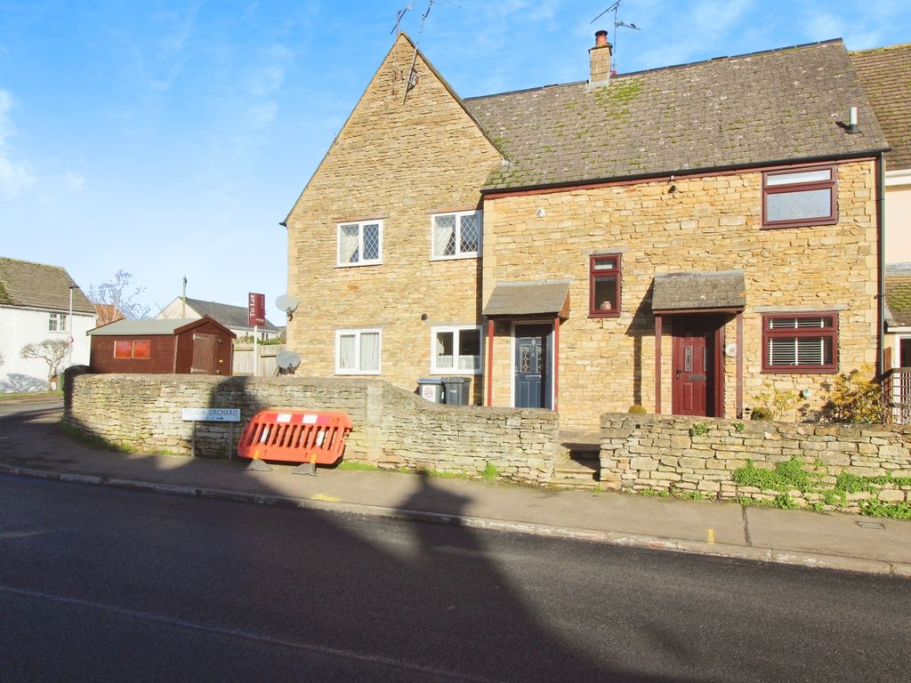 1 bed to rent in Manor Orchard, Cricklade, Swindon SN6, £795