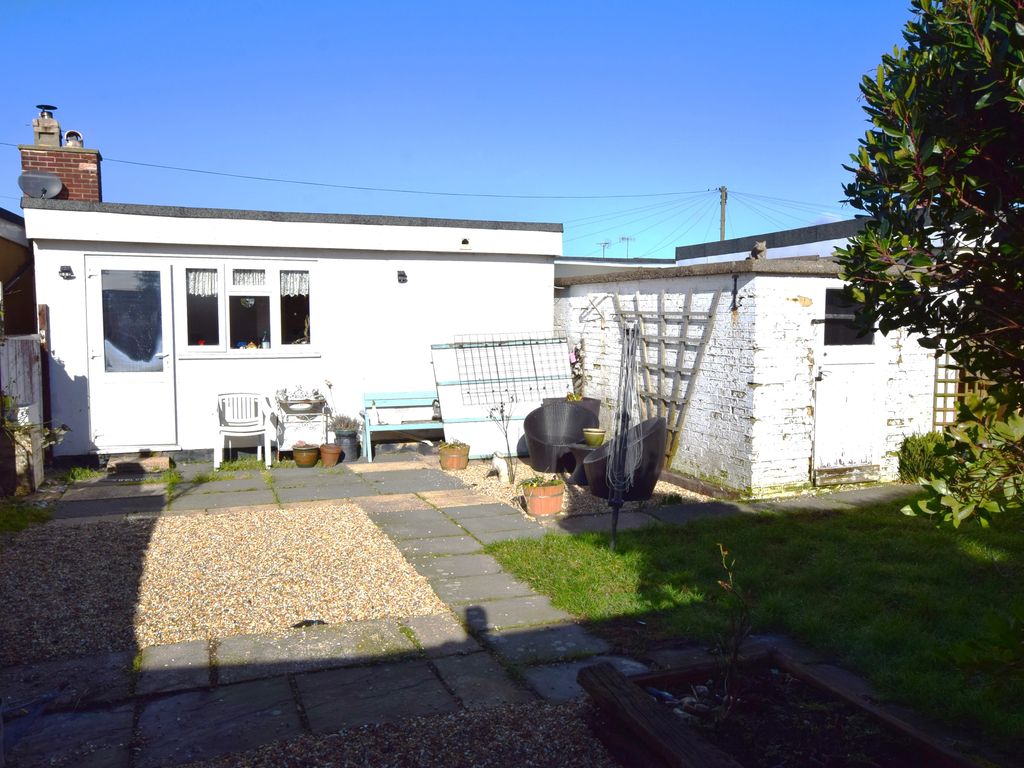 3 bed semidetached bungalow for sale in Mountney Drive, Pevensey Bay