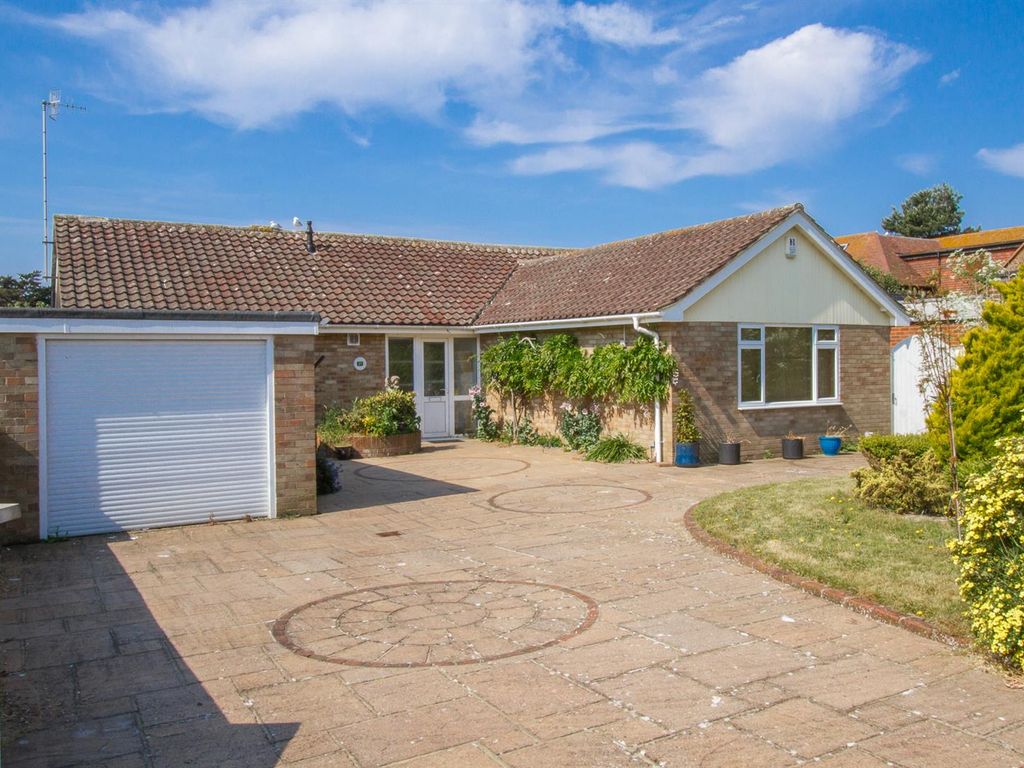 3 bed detached bungalow for sale in Carlton Road, Seaford BN25 Zoopla