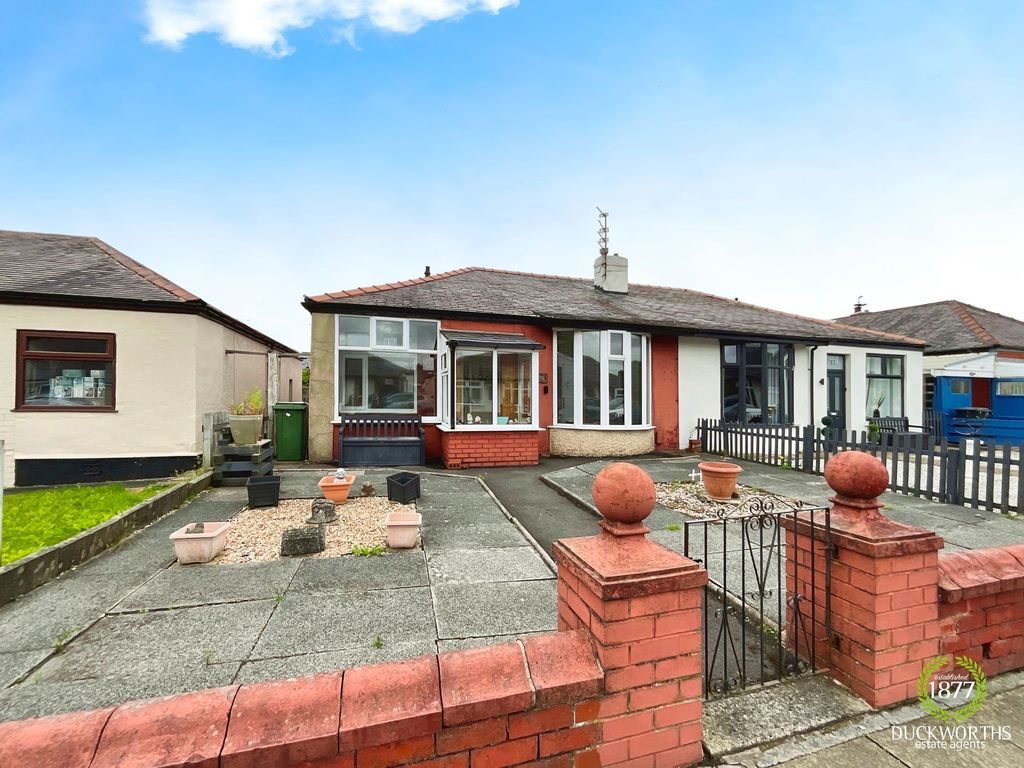 2 bed semidetached bungalow for sale in Moss Hall Road, Accrington BB5