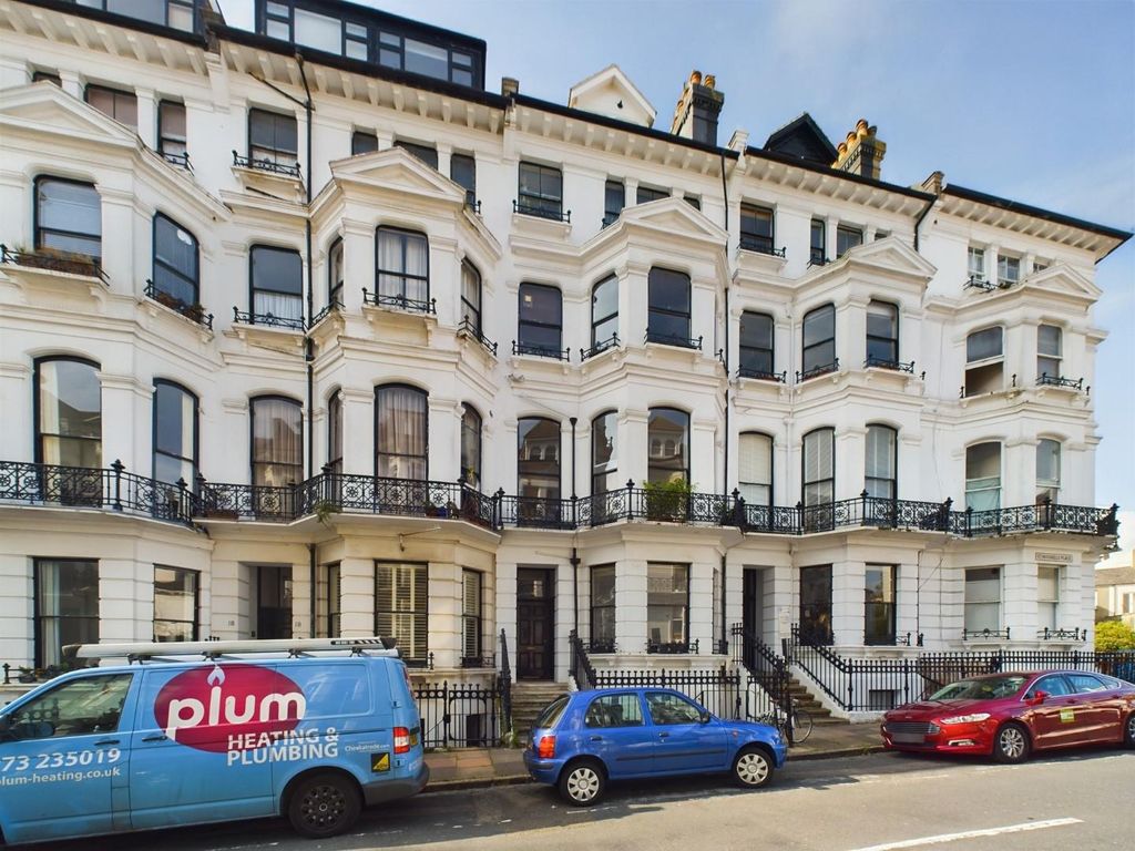 1 bed flat for sale in St. Michaels Place, Brighton BN1, £150,000 Zoopla