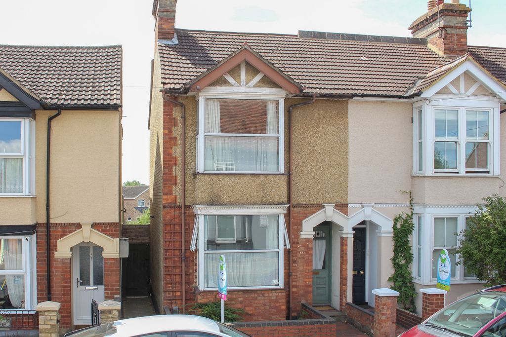 3 bed end terrace house for sale in Hockliffe Road, Leighton Buzzard