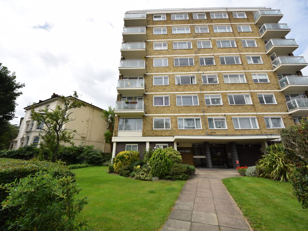 2 bed flat for sale in Pemberton Gardens, Islington, Archway, London