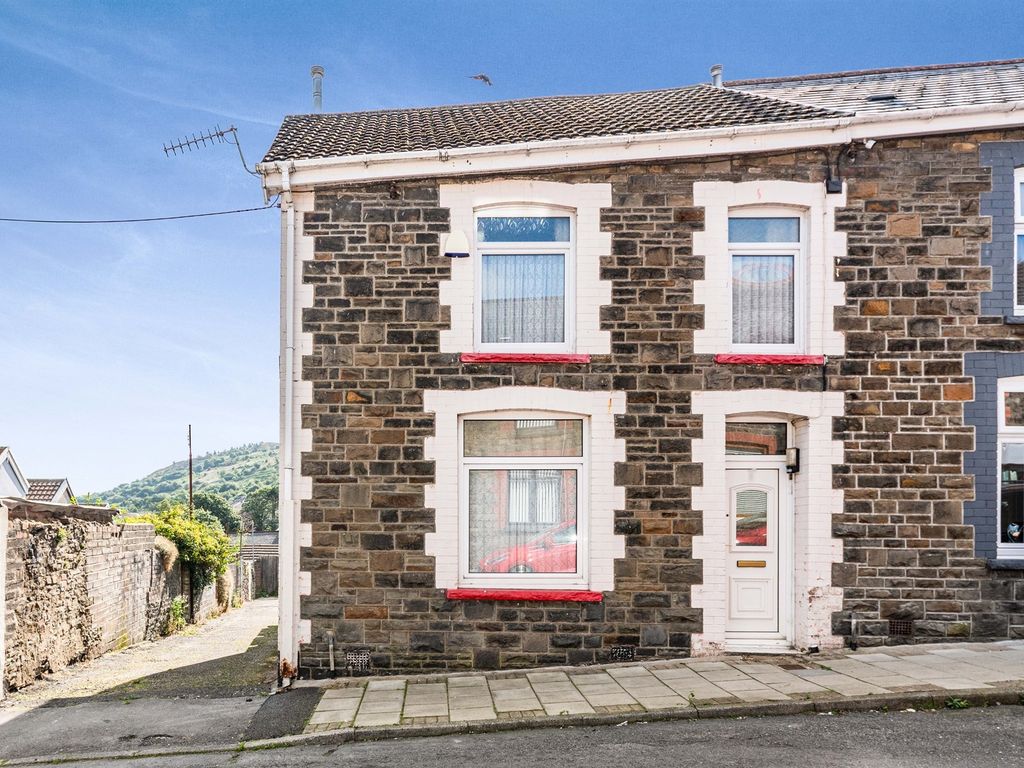 2 bed end terrace house for sale in Graigwen Road, Porth CF39 Zoopla