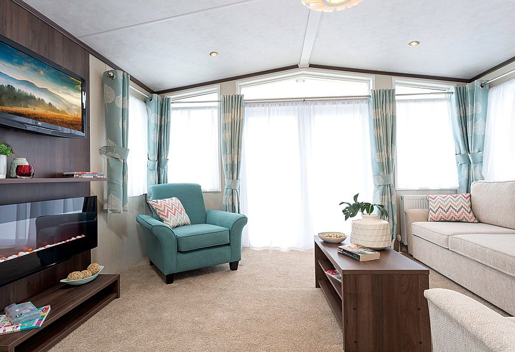 2 bed mobile/park home for sale in Bovisand Ln, Bovisand, Plymouth PL9