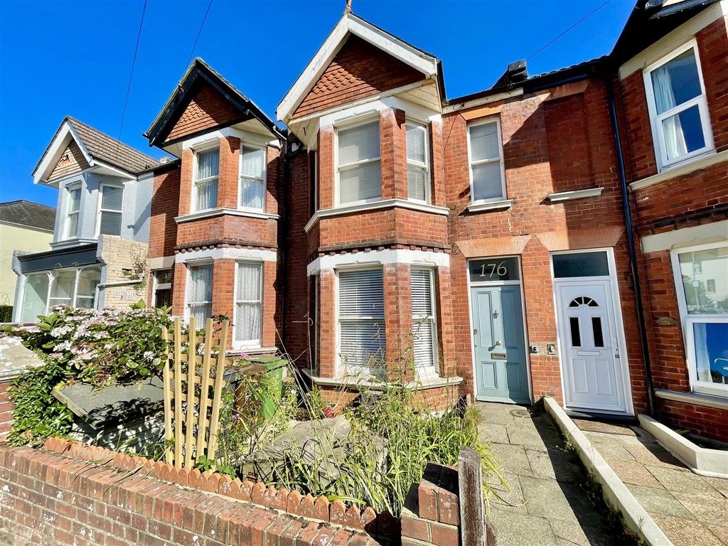 4 bed terraced house for sale in Harold Road, Hastings TN35, £400,000