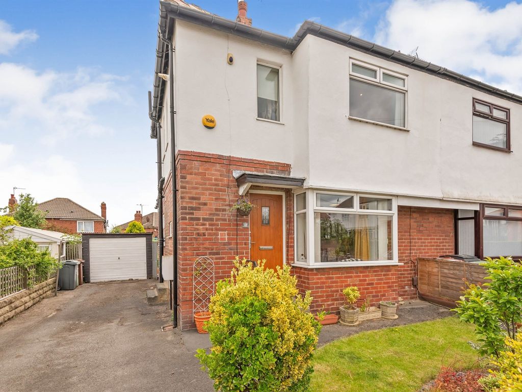 2 bed semidetached house for sale in Waterloo Crescent, Bramley, Leeds