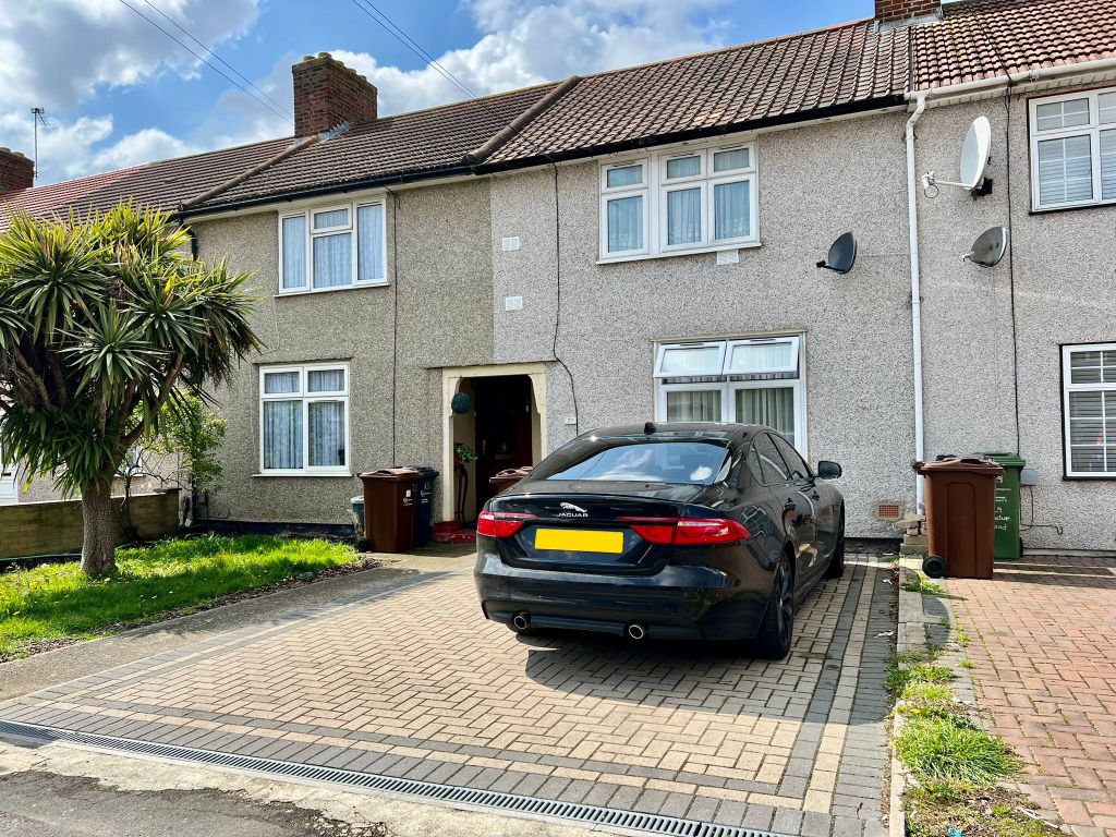 3 bed terraced house for sale in Pasture Road, Dagenham, Essex RM9 Zoopla