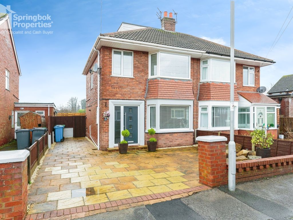 4 bed semidetached house for sale in Whitecotes Drive, Lytham Saint