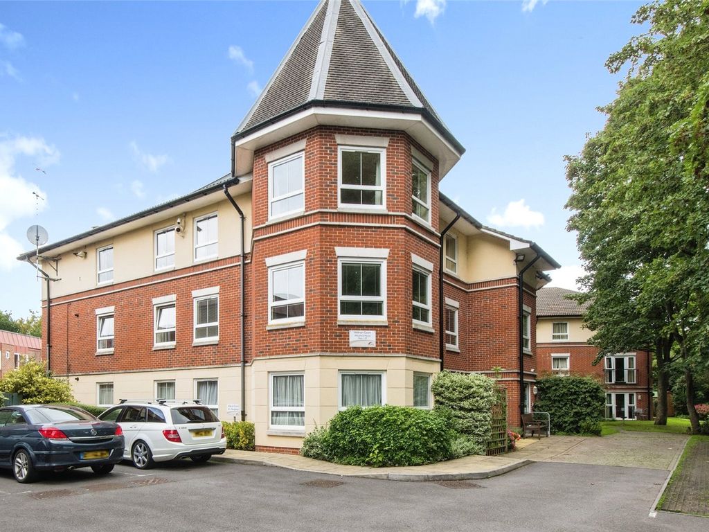 2 bed flat for sale in Rollesbrook Gardens, Southampton, Hampshire SO15