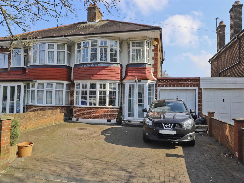 3 bed semidetached house for sale in West End Road, Ruislip HA4, £