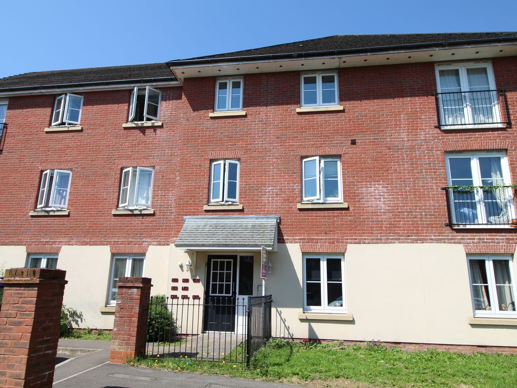 1 bed flat to rent in Barley Leaze, Chippenham SN14 Zoopla