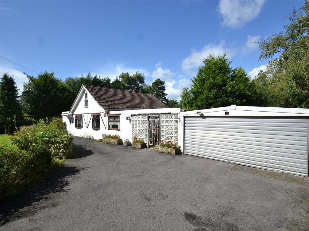 4 bed detached bungalow for sale in Church Road, Burstow, Horley RH6