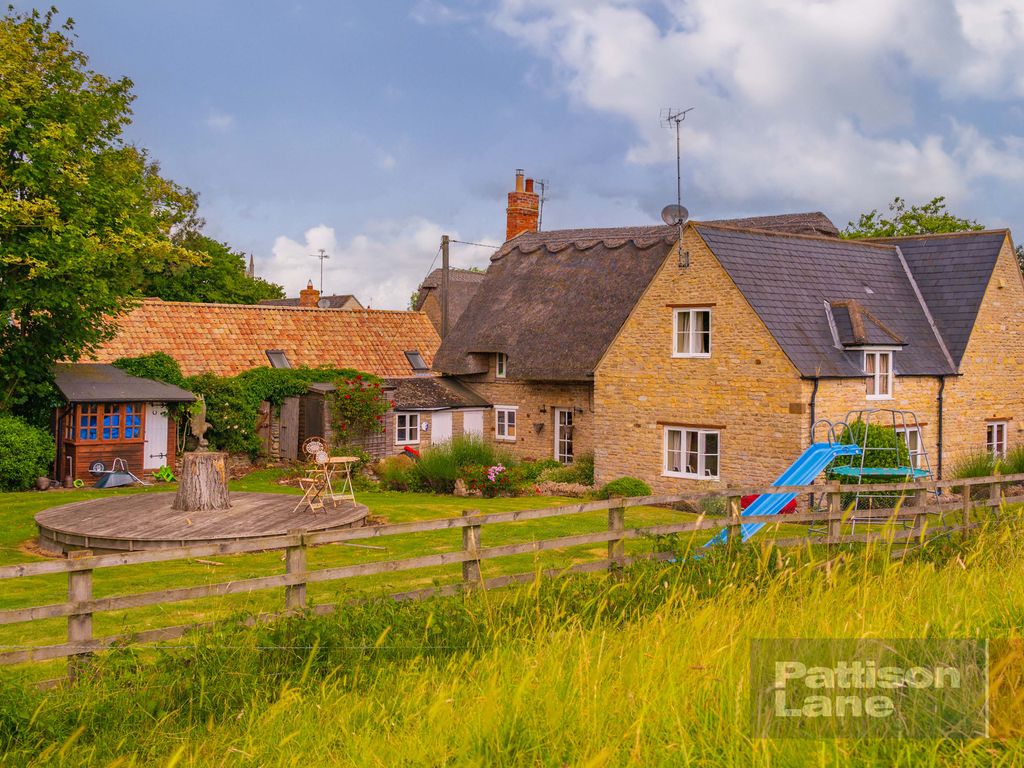 5 bed property to rent in High Street, Titchmarsh, Kettering NN14 Zoopla
